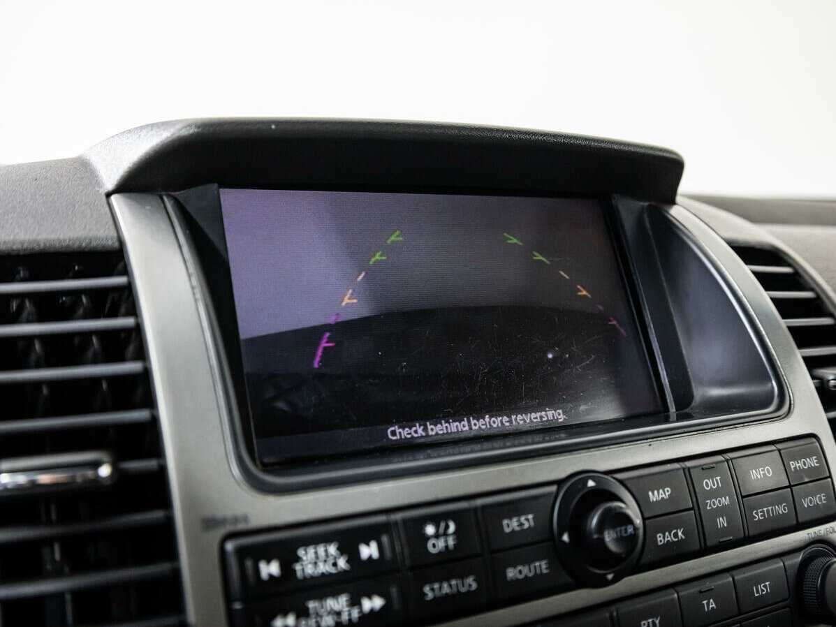Купить Nissan Pathfinder с пробегом. Фото: #13