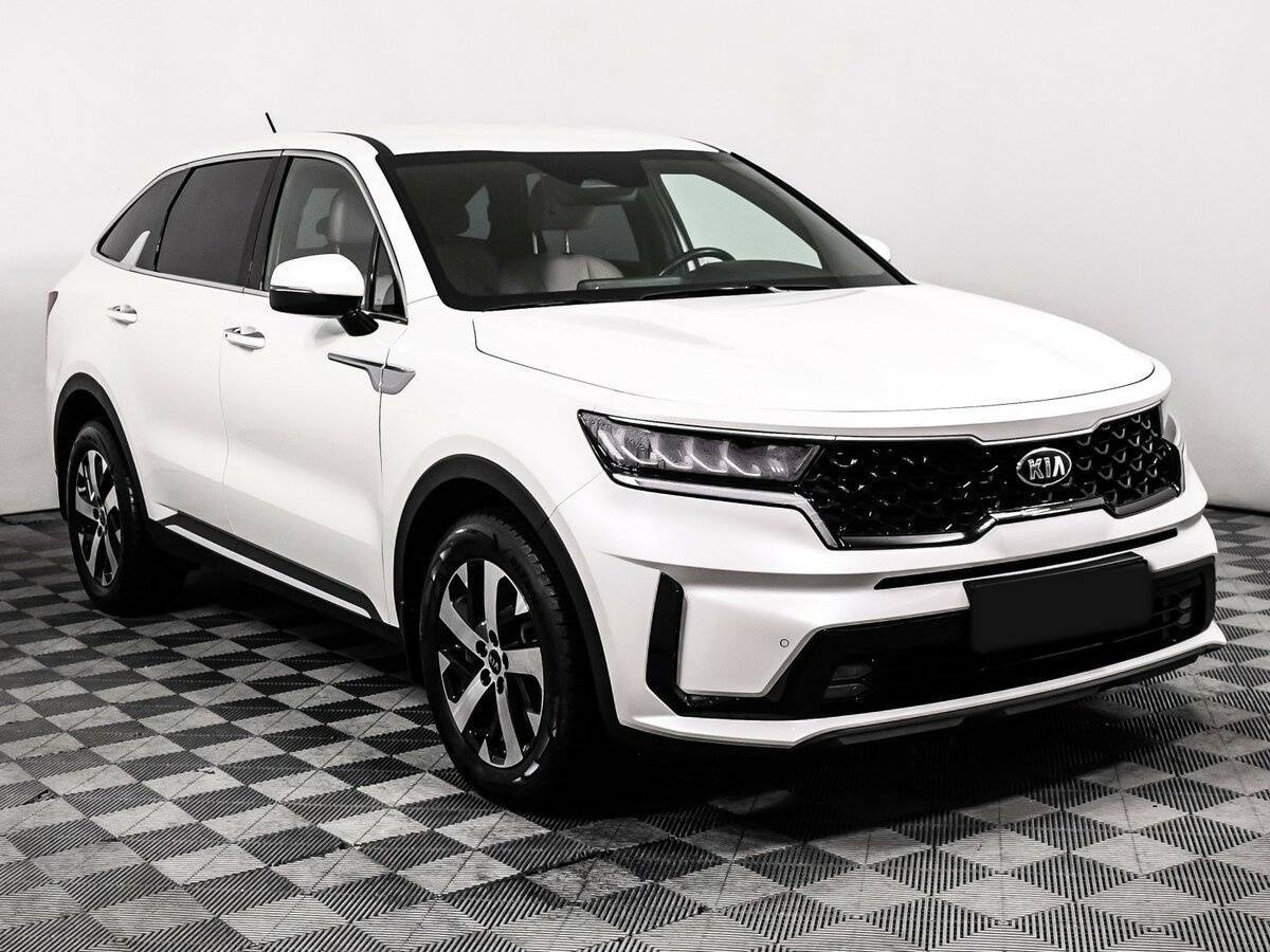 Купить Kia Sorento с пробегом. Фото: #2
