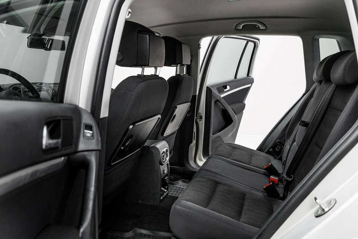 Купить Volkswagen Tiguan с пробегом. Фото: #13