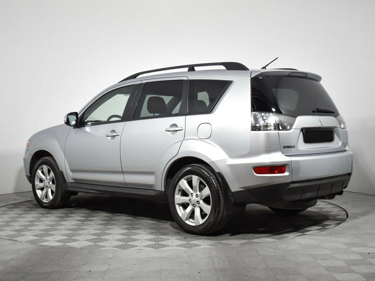 Купить Mitsubishi Outlander с пробегом. Фото: #6