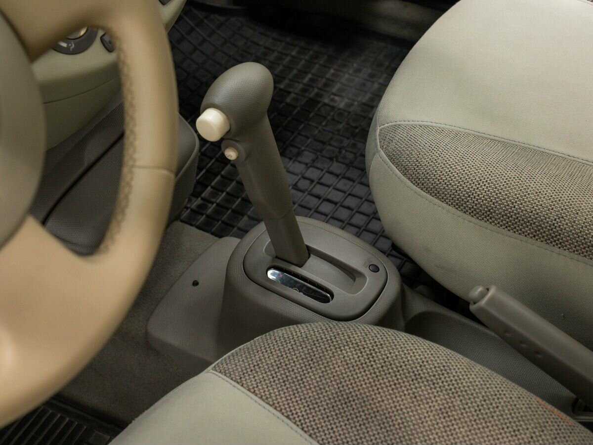 Купить Nissan Micra с пробегом. Фото: #16