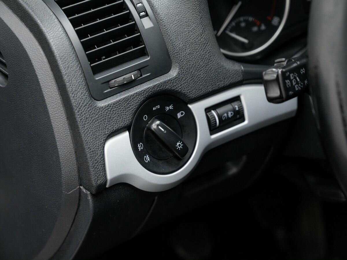 Купить Skoda Octavia с пробегом. Фото: #14
