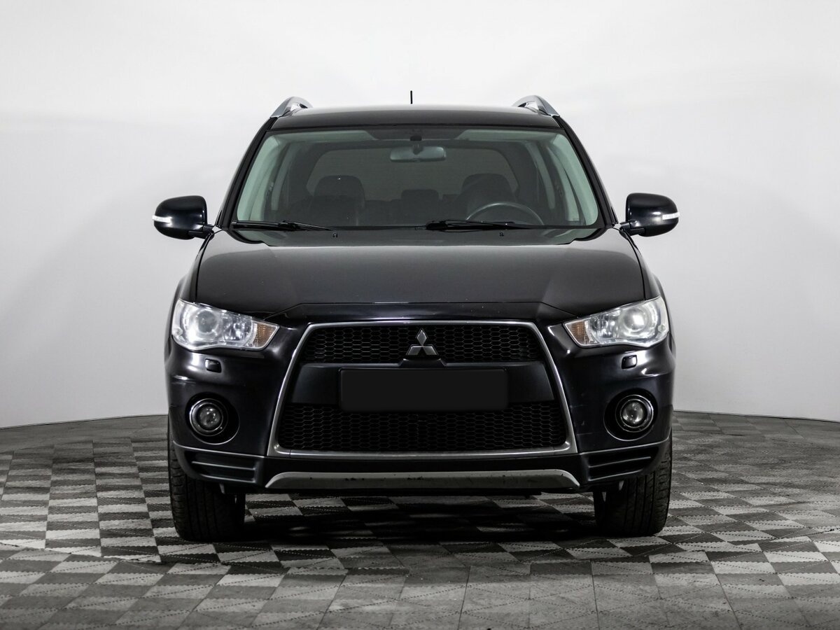Купить Mitsubishi Outlander с пробегом. Фото: #1