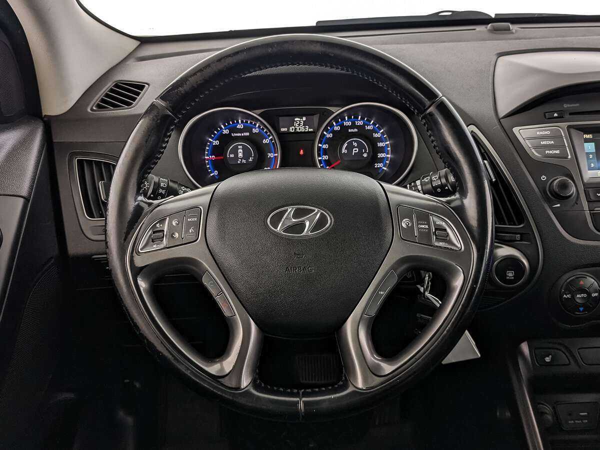 Купить Hyundai ix35 с пробегом. Фото: #21