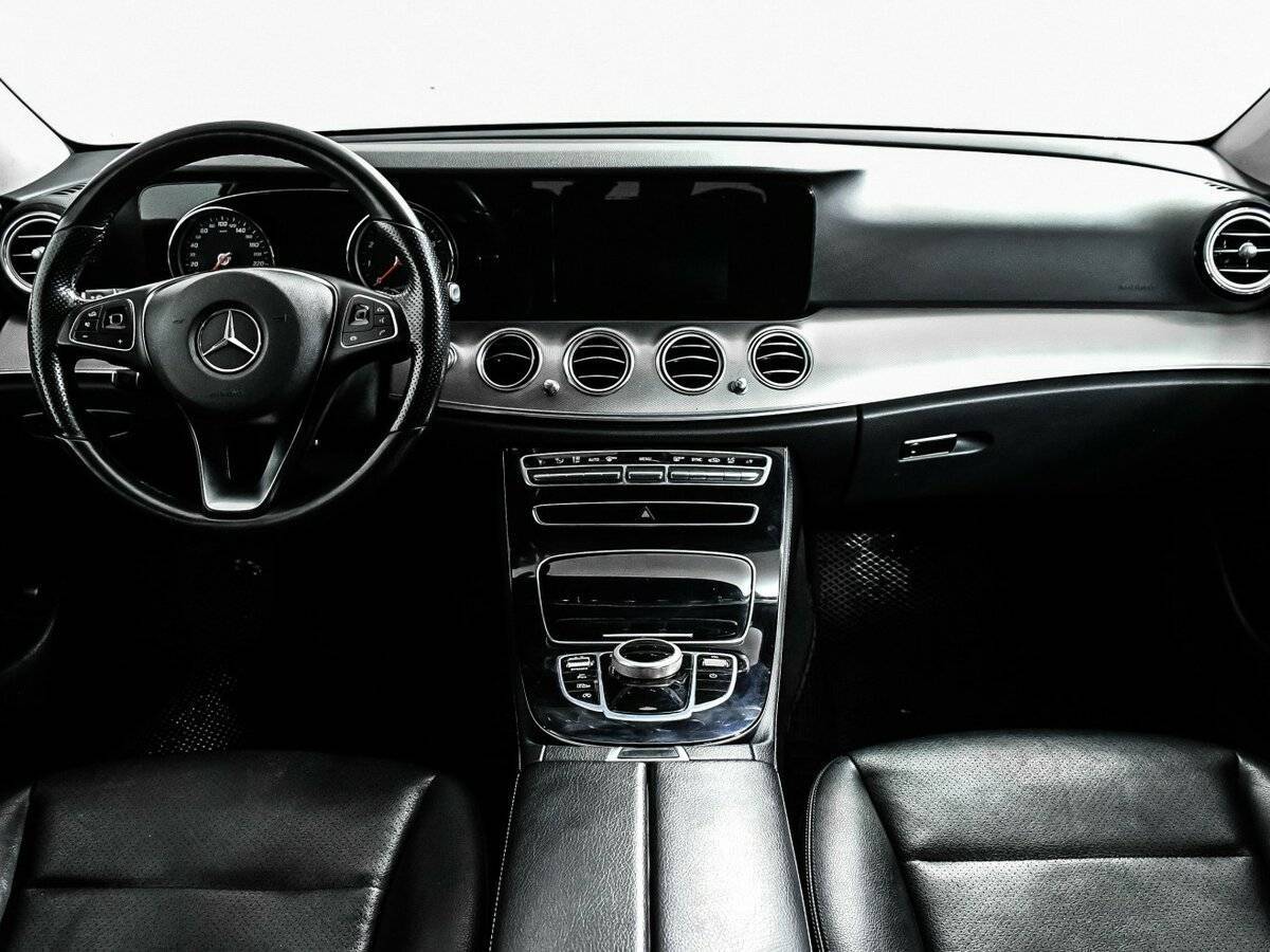 Купить Mercedes-Benz E-Класс с пробегом. Фото: #10
