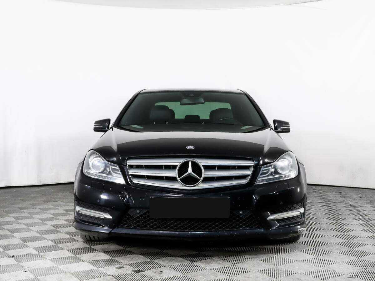 Купить Mercedes-Benz C-Класс с пробегом. Фото: #1