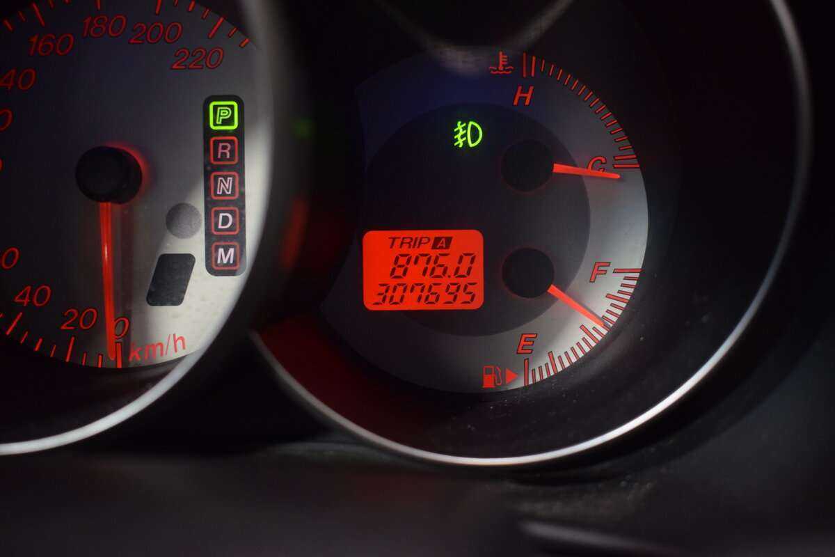 Купить Mazda 3 с пробегом. Фото: #17