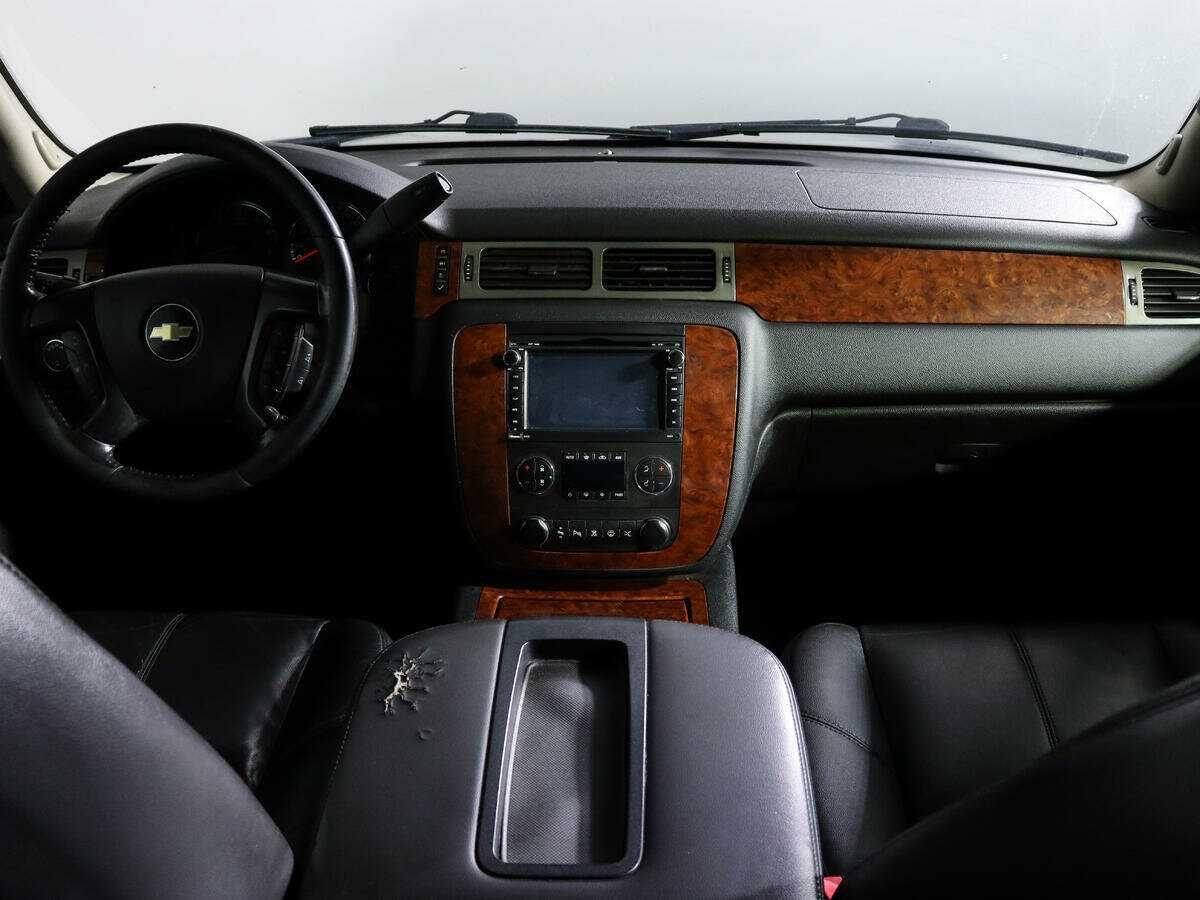 Купить Chevrolet Tahoe с пробегом. Фото: #9