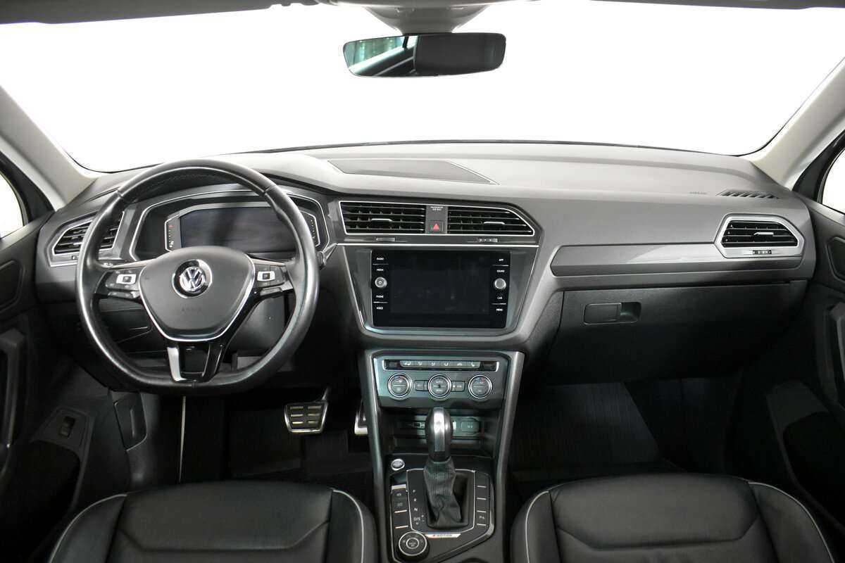Купить Volkswagen Tiguan с пробегом. Фото: #8