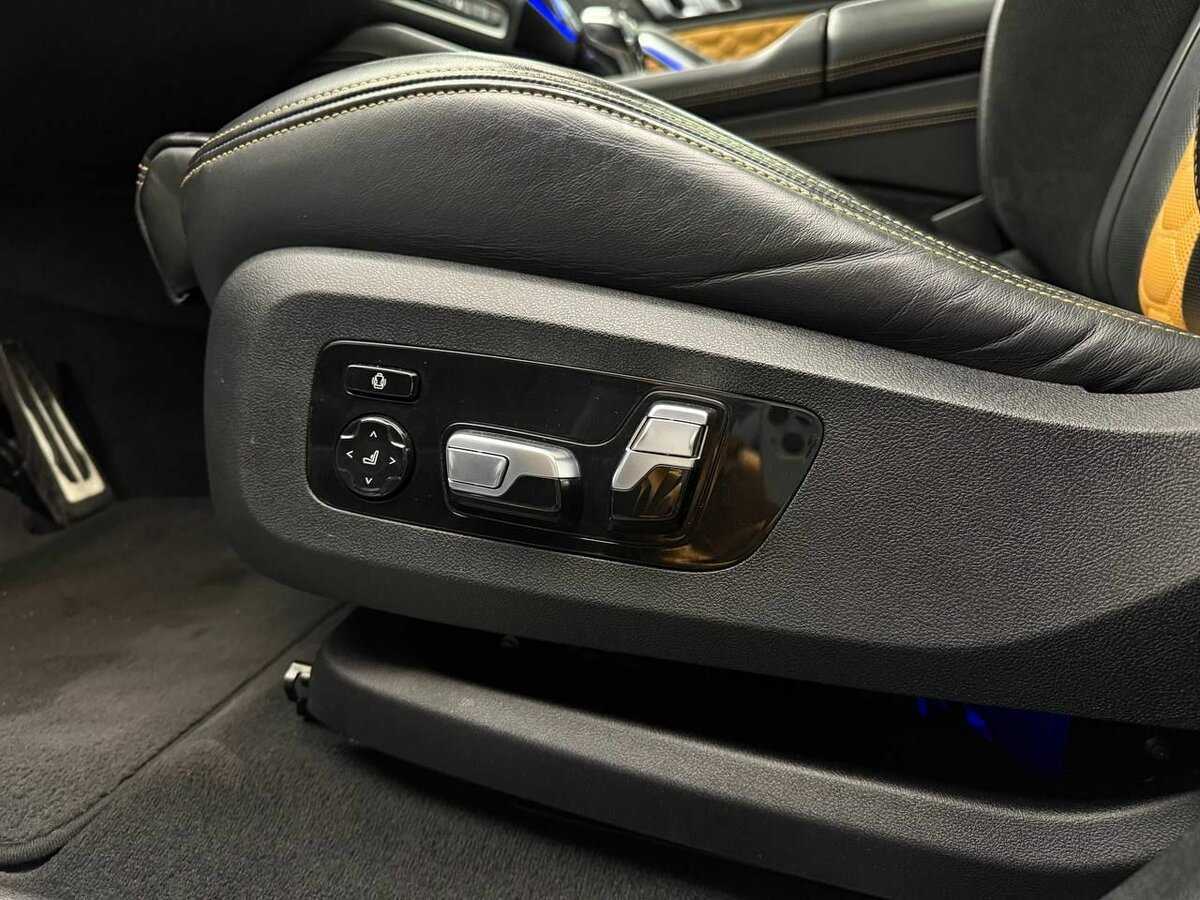Купить BMW X6 с пробегом. Фото: #21