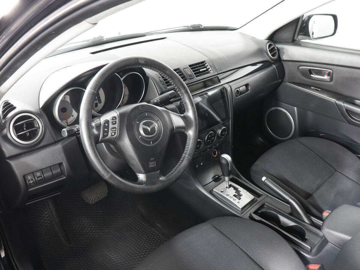 Купить Mazda 3 с пробегом. Фото: #8