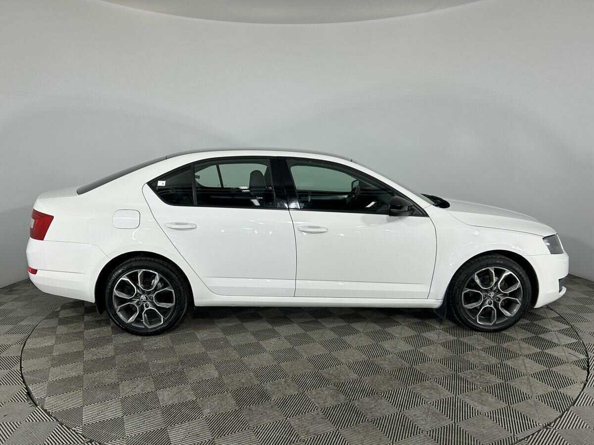 Купить Skoda Octavia с пробегом. Фото: #3