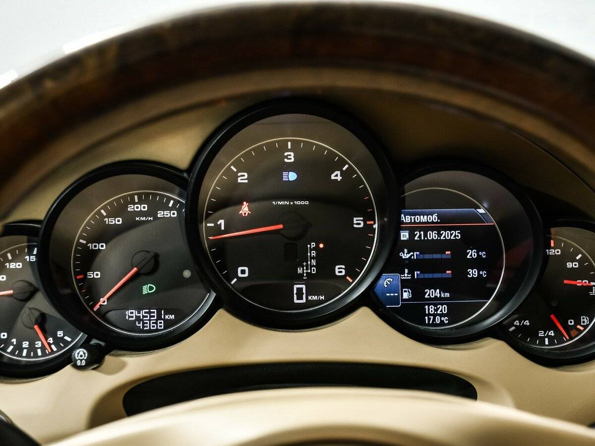Купить Porsche Cayenne с пробегом. Фото: #9