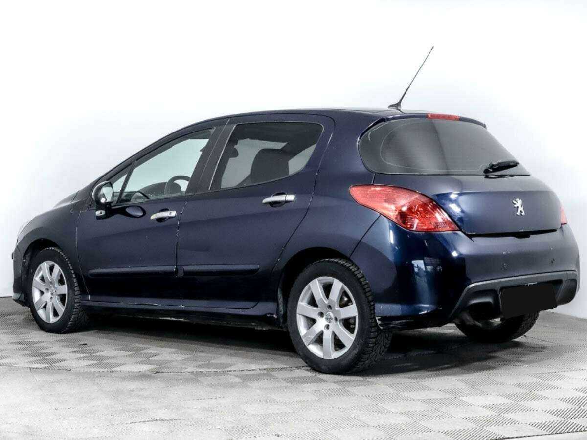 Купить Peugeot 308 с пробегом. Фото: #4