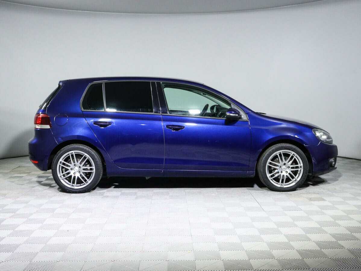 Купить Volkswagen Golf с пробегом. Фото: #3