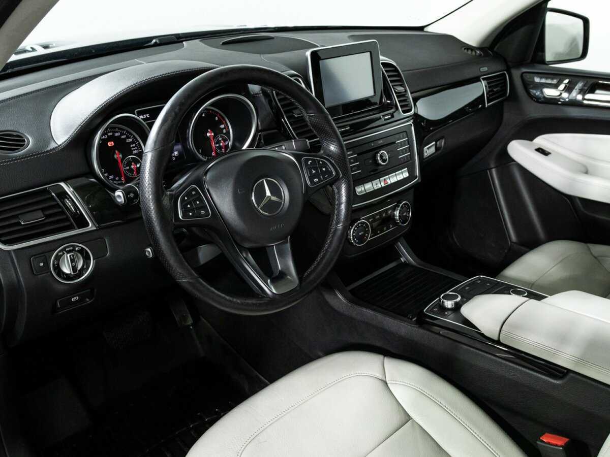 Купить Mercedes-Benz GLE с пробегом. Фото: #10
