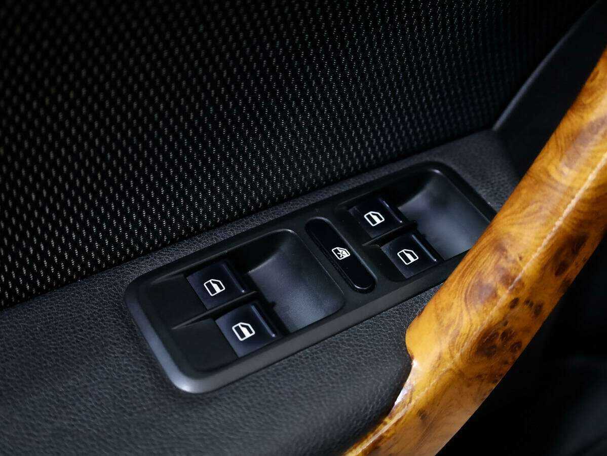 Купить Skoda Yeti с пробегом. Фото: #14