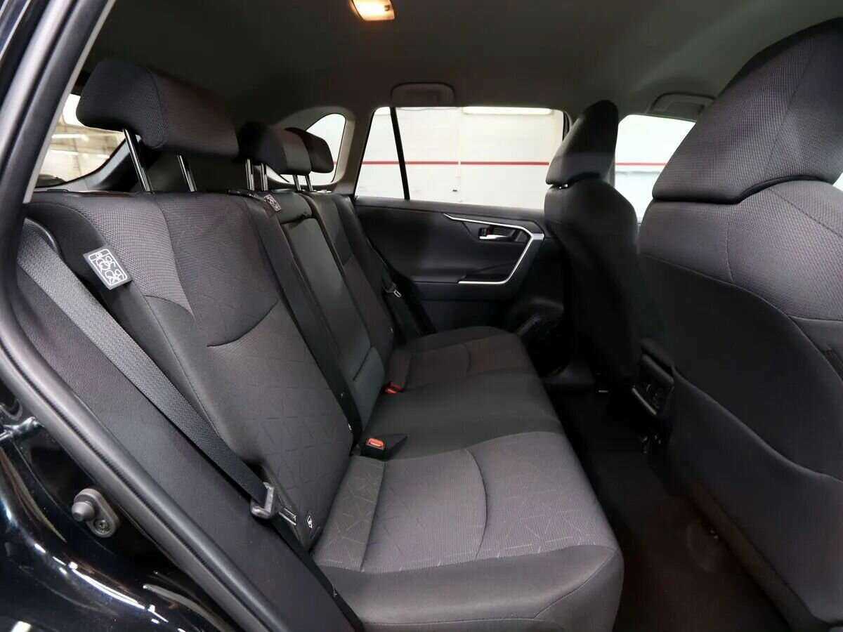 Купить Toyota RAV4 с пробегом. Фото: #23