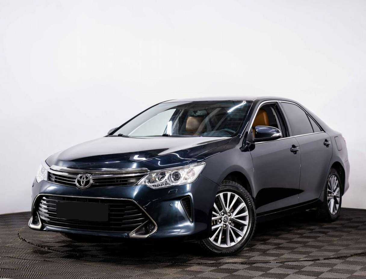 Купить Toyota Camry с пробегом. Фото: #0