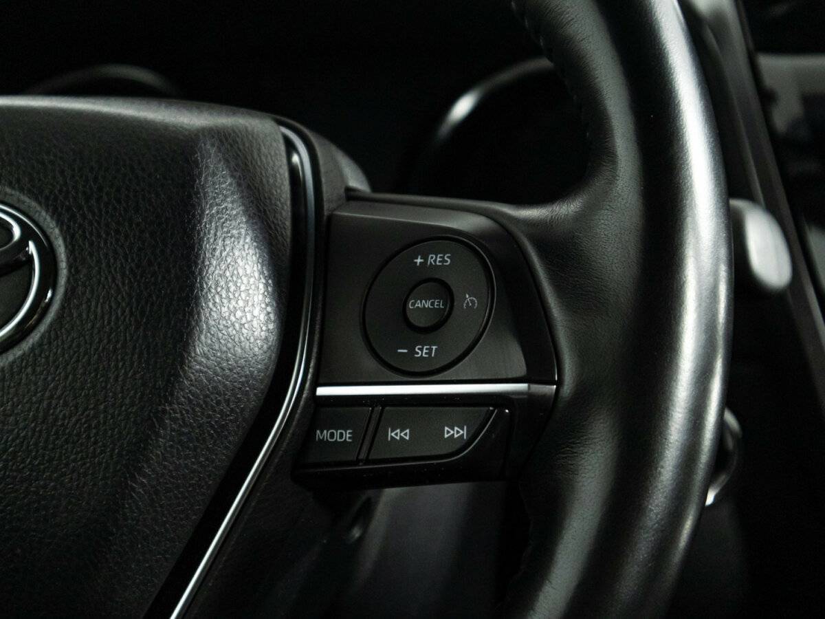 Купить Toyota Camry с пробегом. Фото: #20