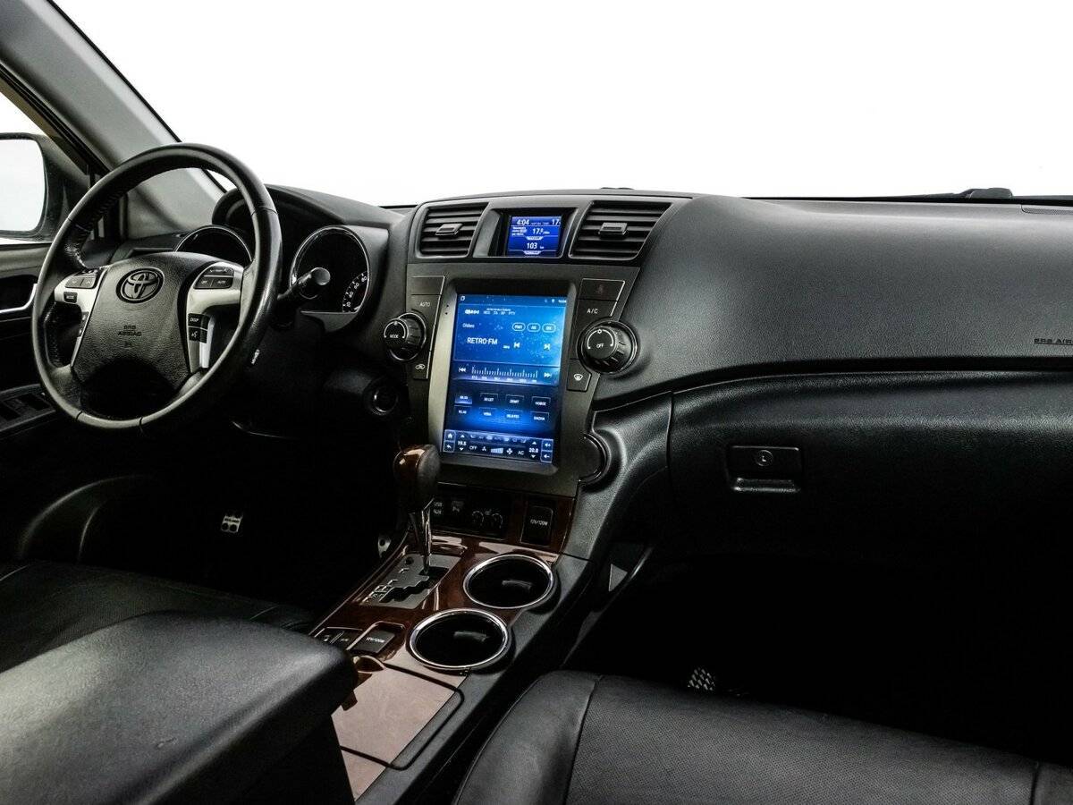 Купить Toyota Highlander с пробегом. Фото: #8