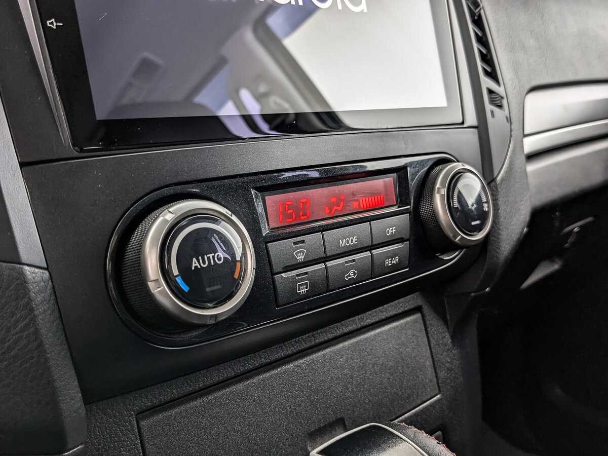 Купить Mitsubishi Pajero с пробегом. Фото: #16