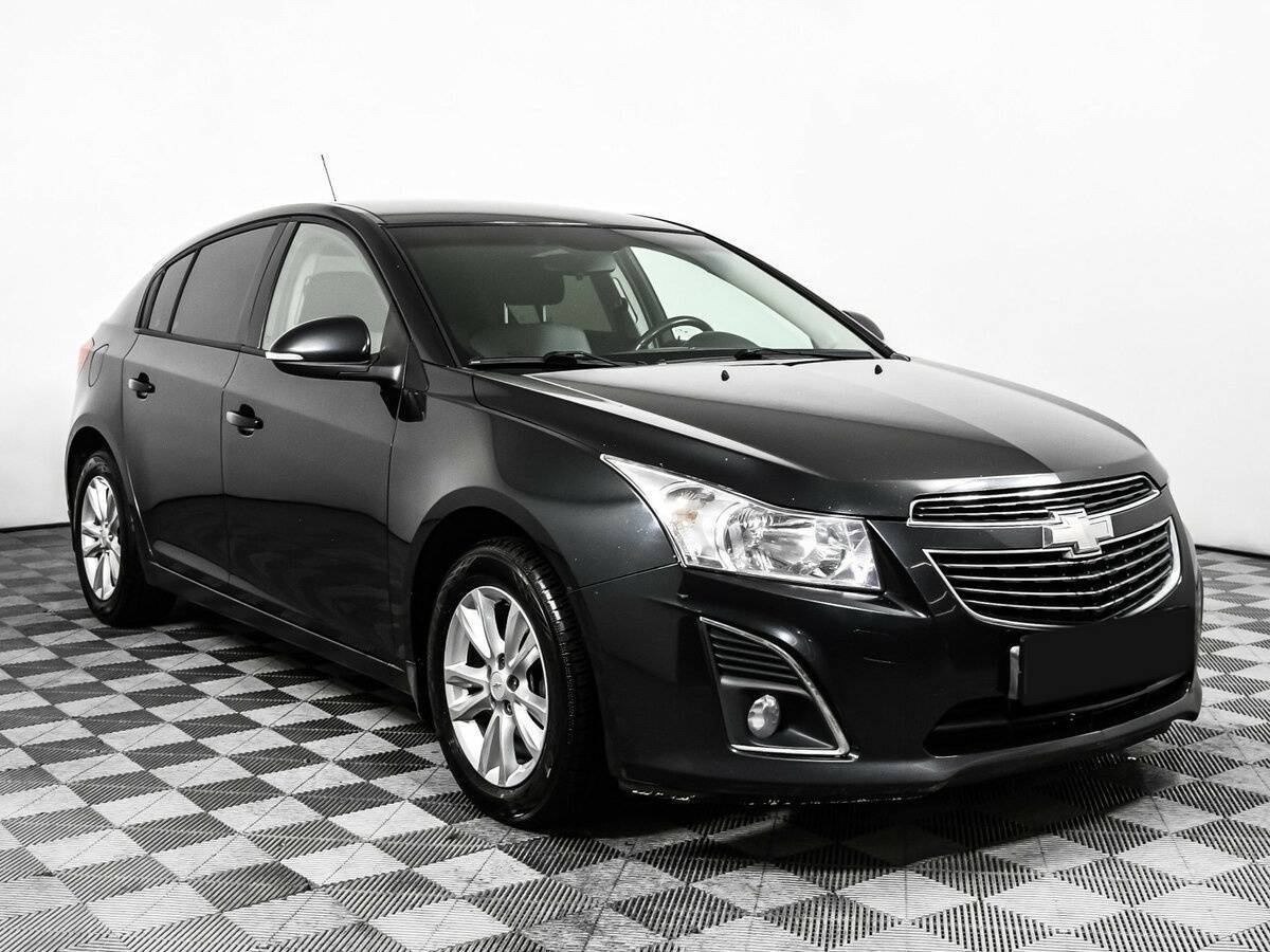 Купить Chevrolet Cruze с пробегом. Фото: #2