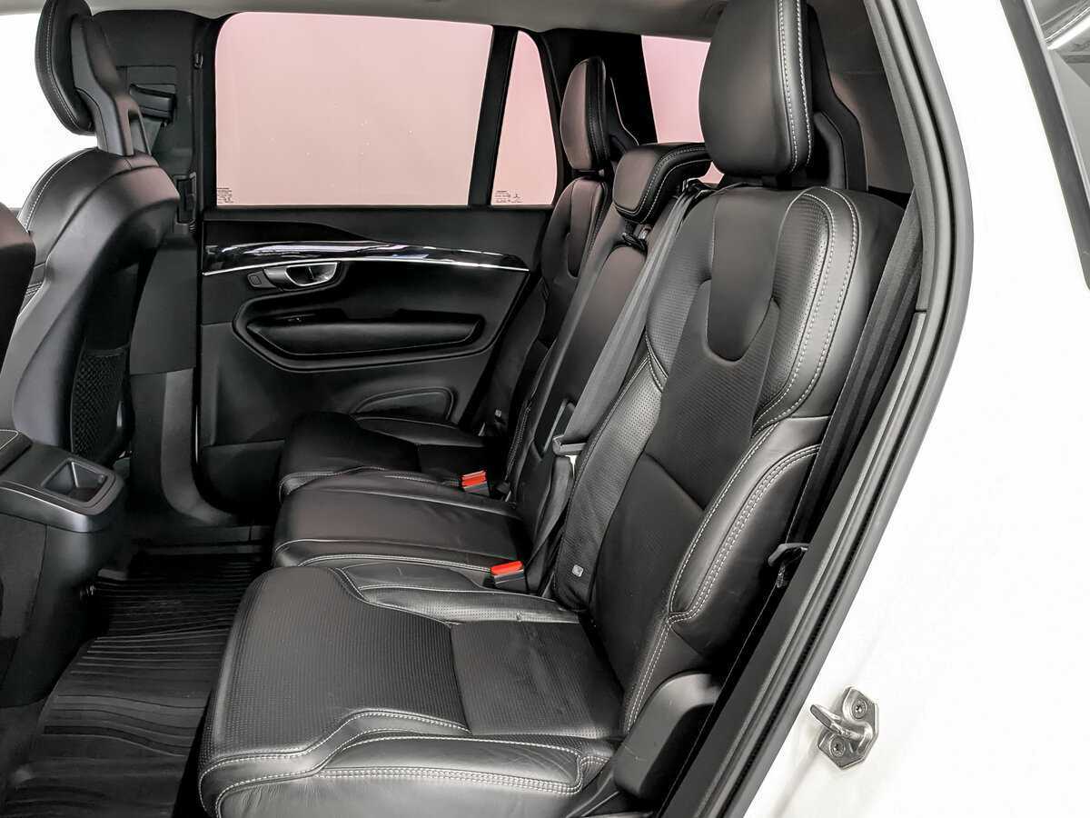 Купить Volvo XC90 с пробегом. Фото: #11