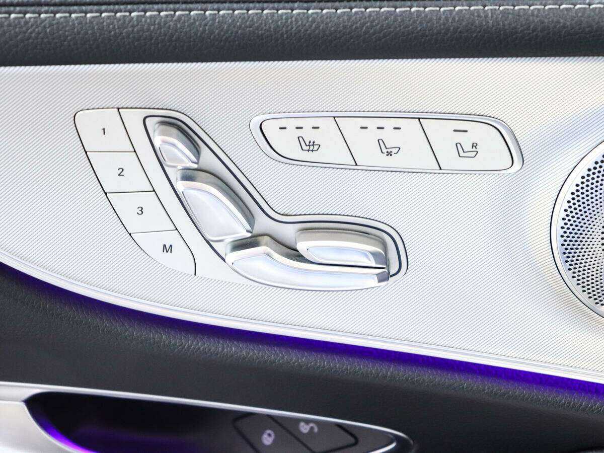 Купить Mercedes-Benz E-Класс с пробегом. Фото: #15