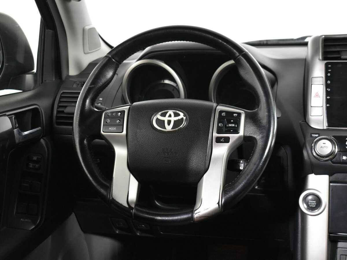 Купить Toyota Land Cruiser Prado с пробегом. Фото: #10