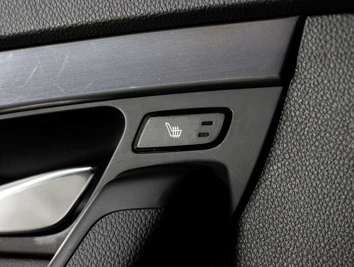 Купить Hyundai i40 с пробегом. Фото: #9