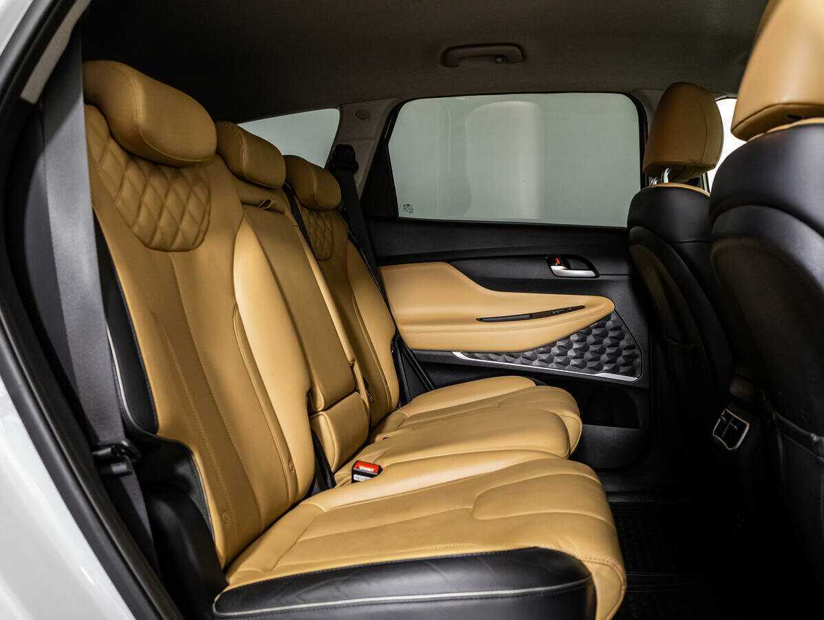 Купить Hyundai Santa Fe с пробегом. Фото: #9