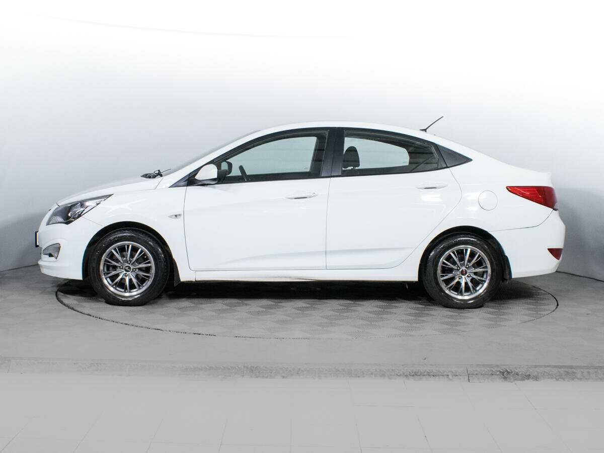 Купить Hyundai Solaris с пробегом. Фото: #7