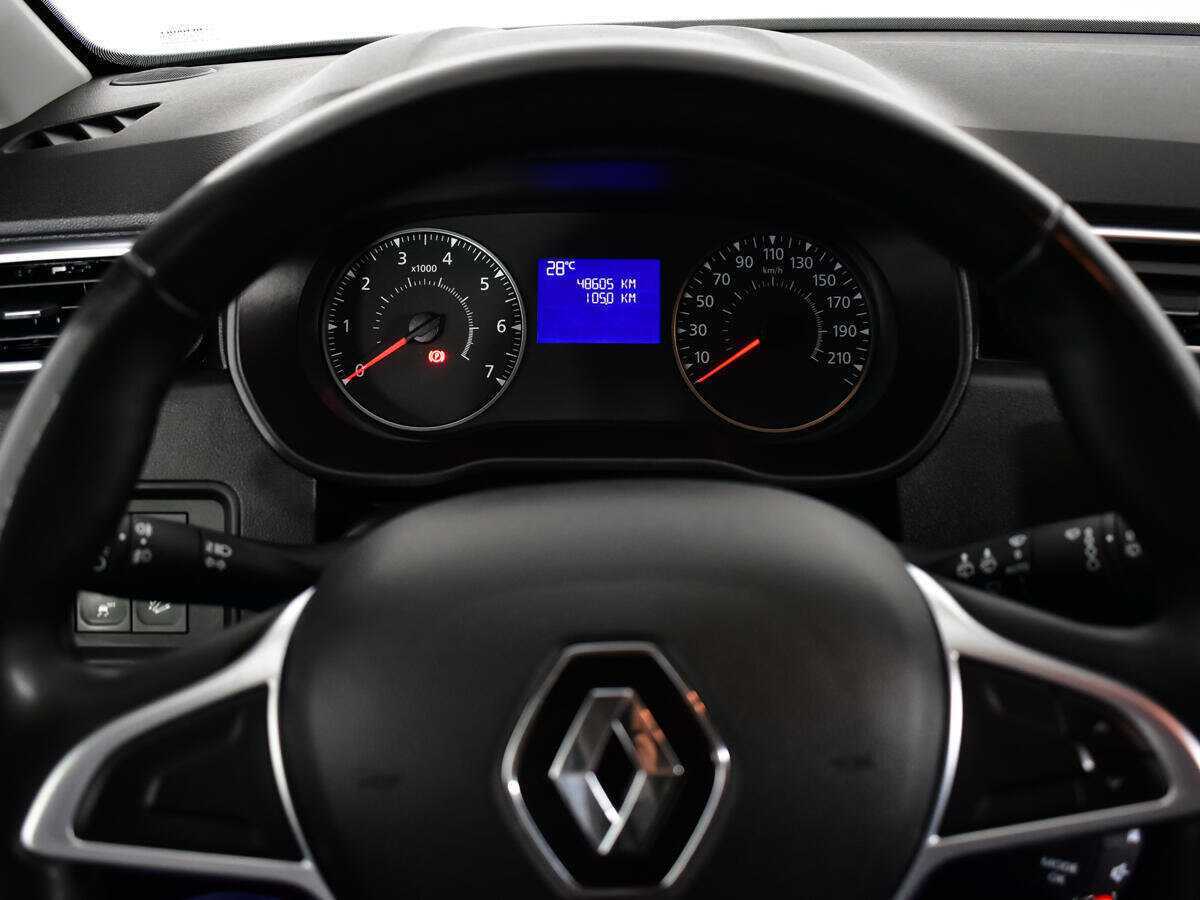 Купить Renault Duster с пробегом. Фото: #9