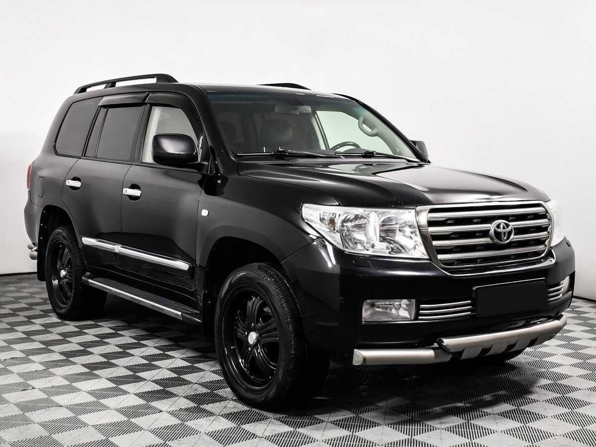 Купить Toyota Land Cruiser с пробегом. Фото: #2