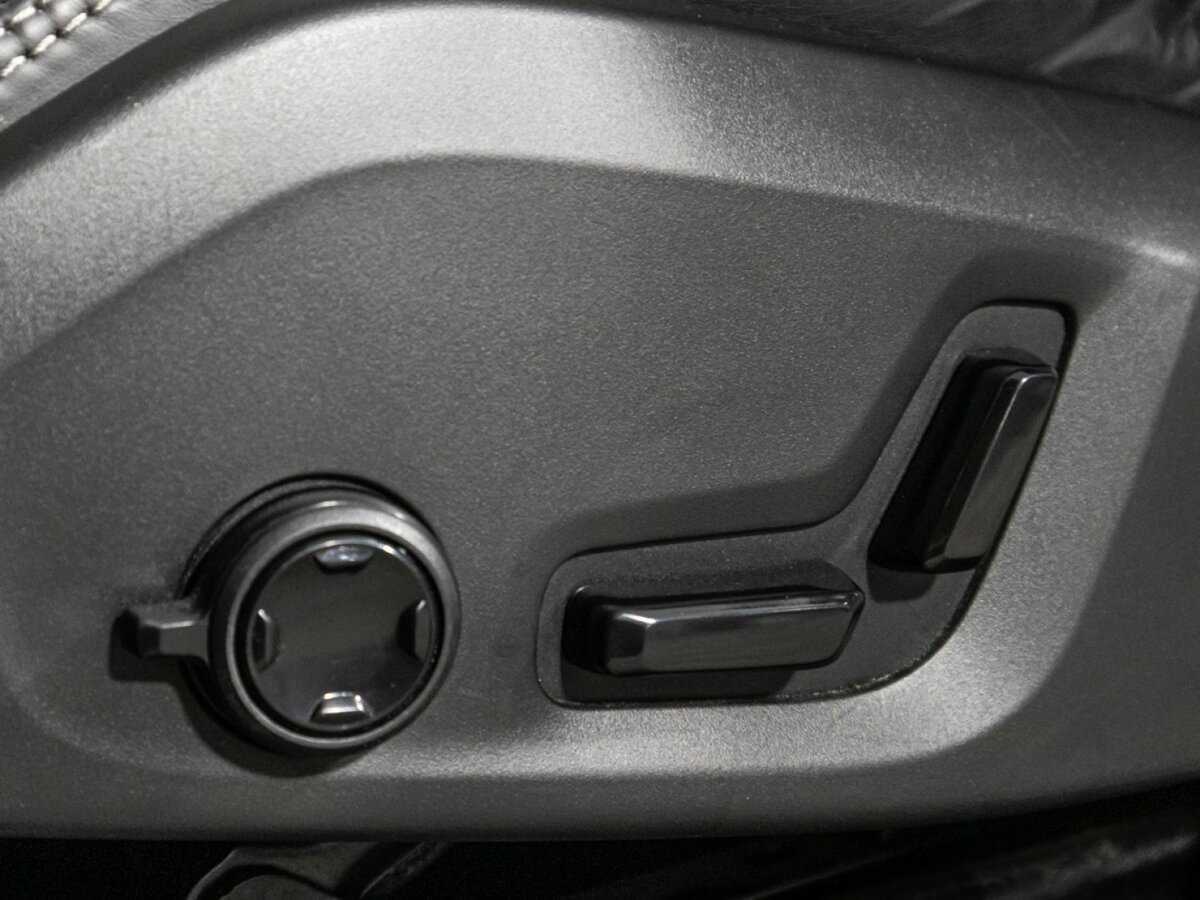 Купить Volvo XC90 с пробегом. Фото: #16