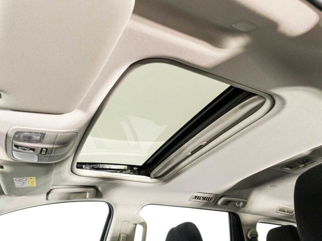 Купить Mitsubishi Montero Sport с пробегом. Фото: #16