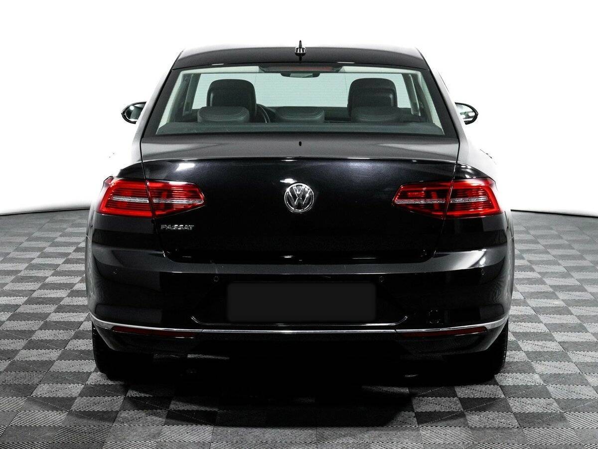 Купить Volkswagen Passat с пробегом. Фото: #5