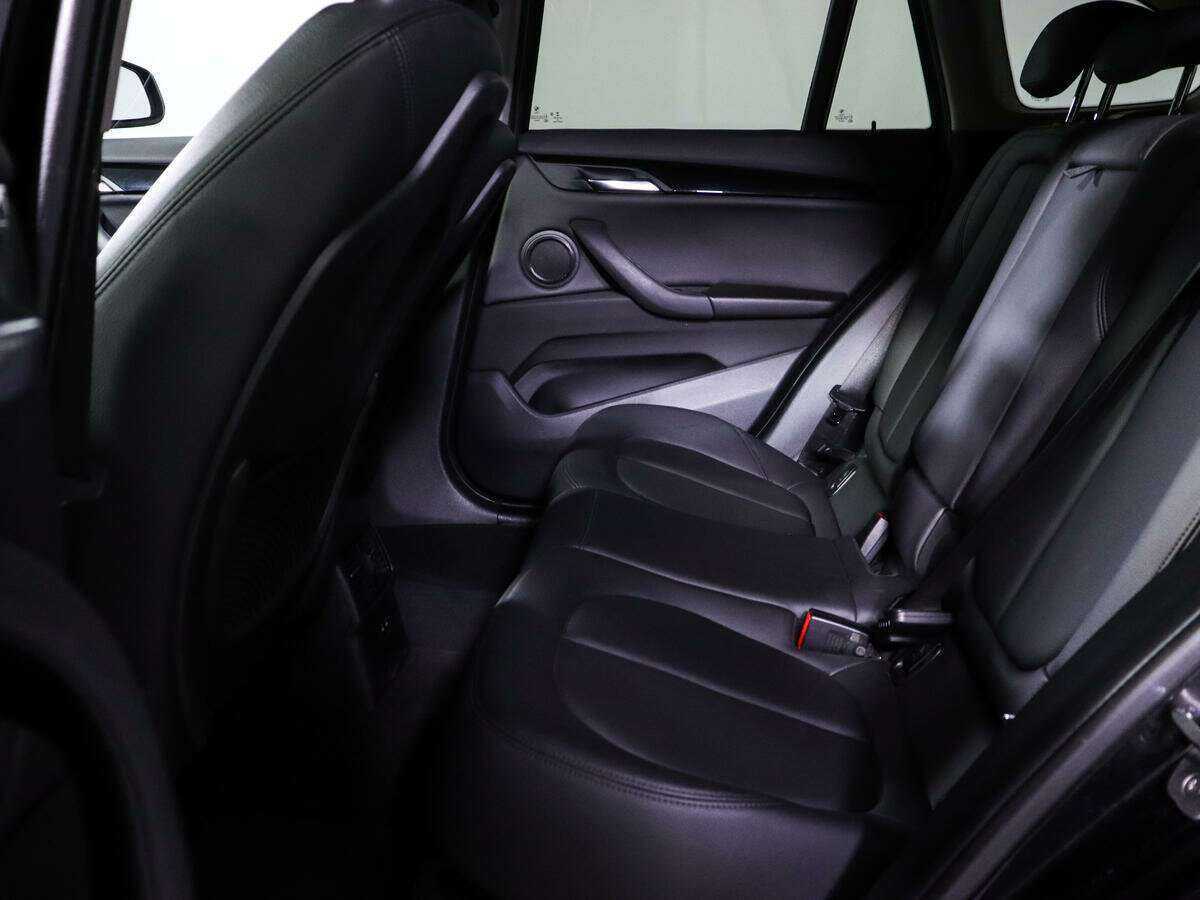 Купить BMW X1 с пробегом. Фото: #9