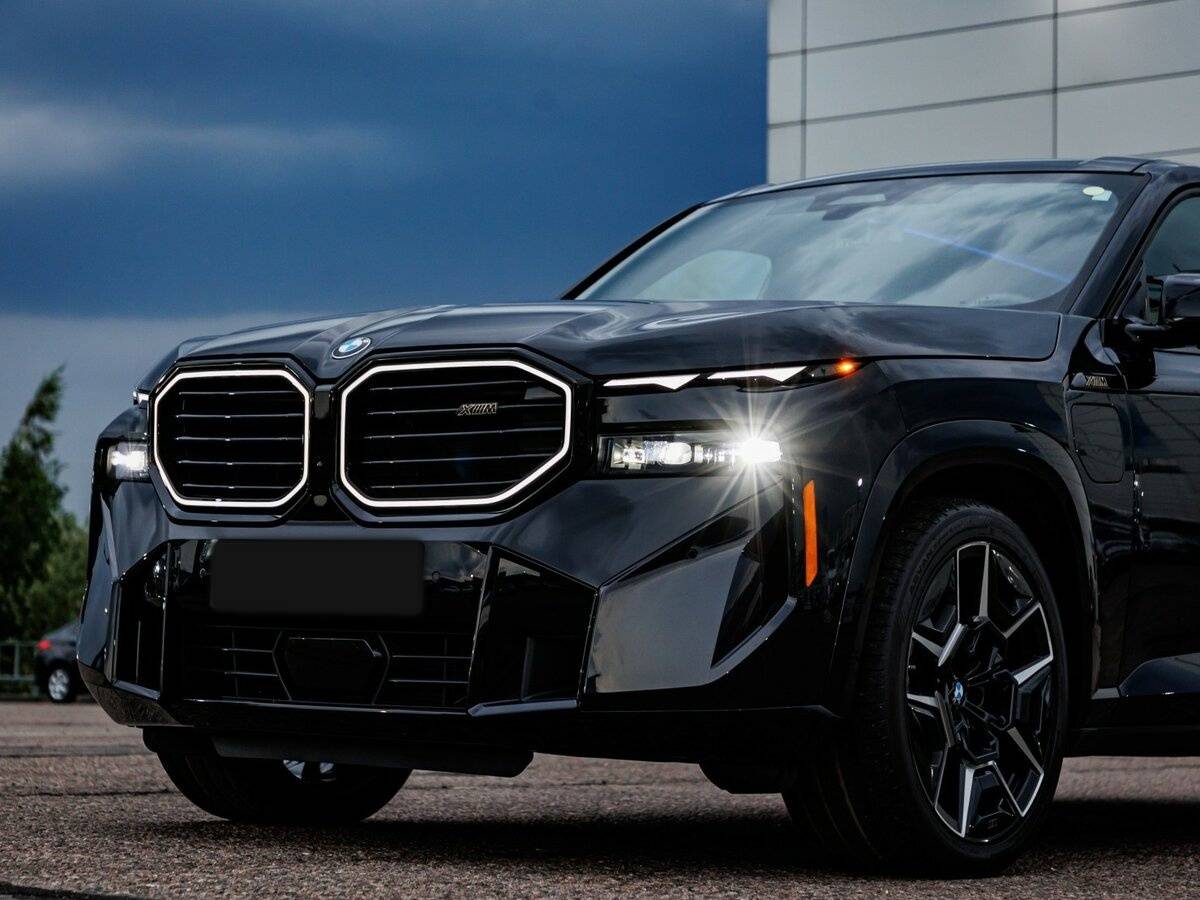 Купить BMW XM с пробегом. Фото: #12