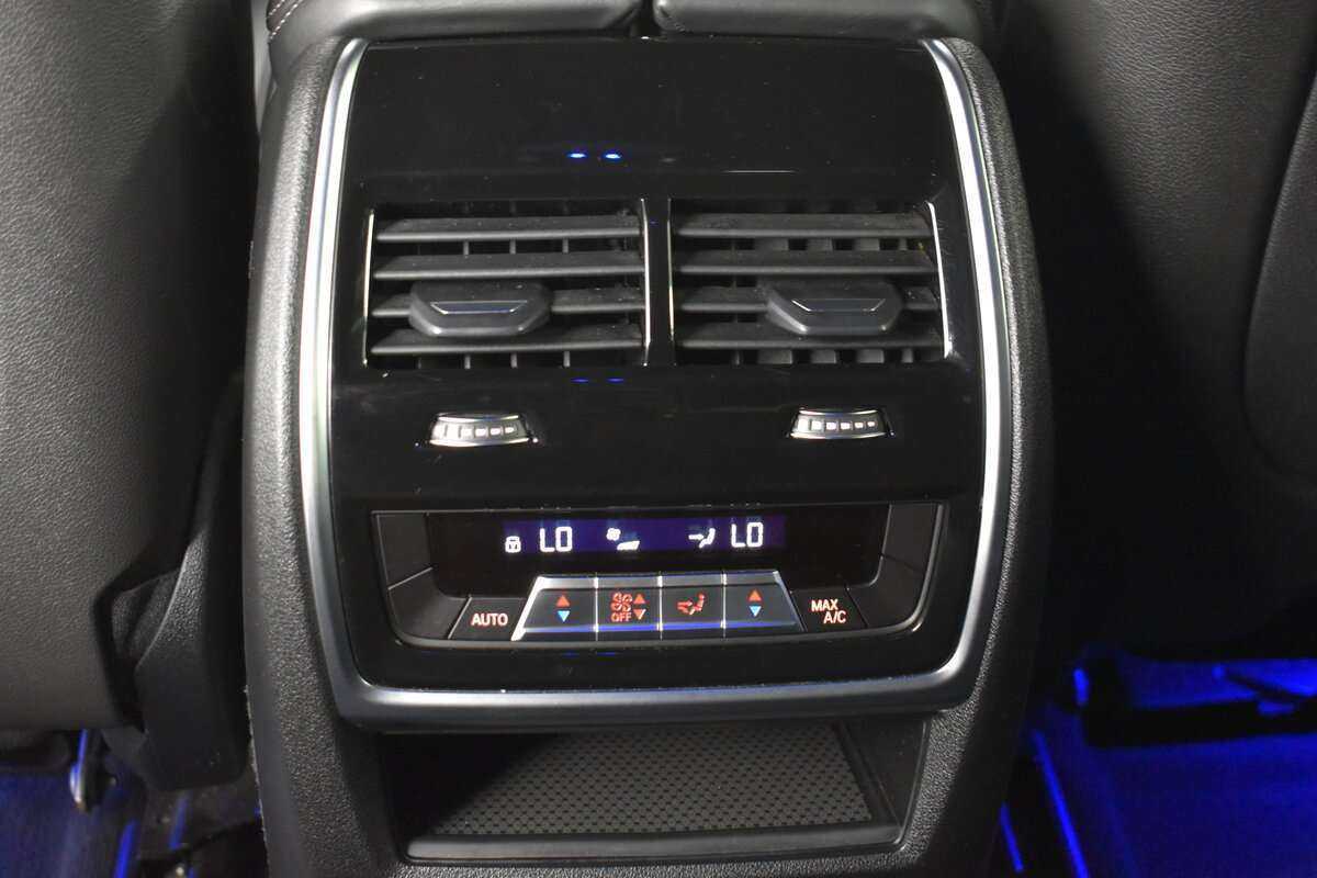 Купить BMW X6 с пробегом. Фото: #28