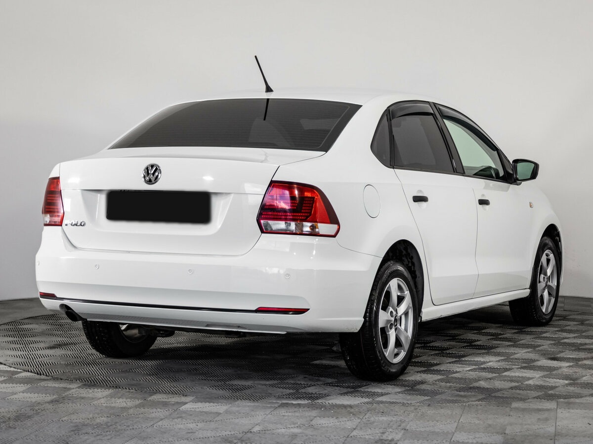 Купить Volkswagen Polo с пробегом. Фото: #3