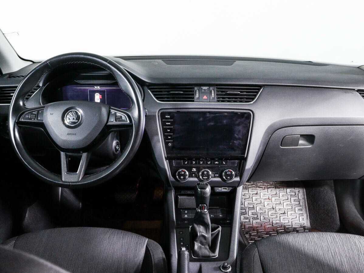 Купить Skoda Octavia с пробегом. Фото: #9