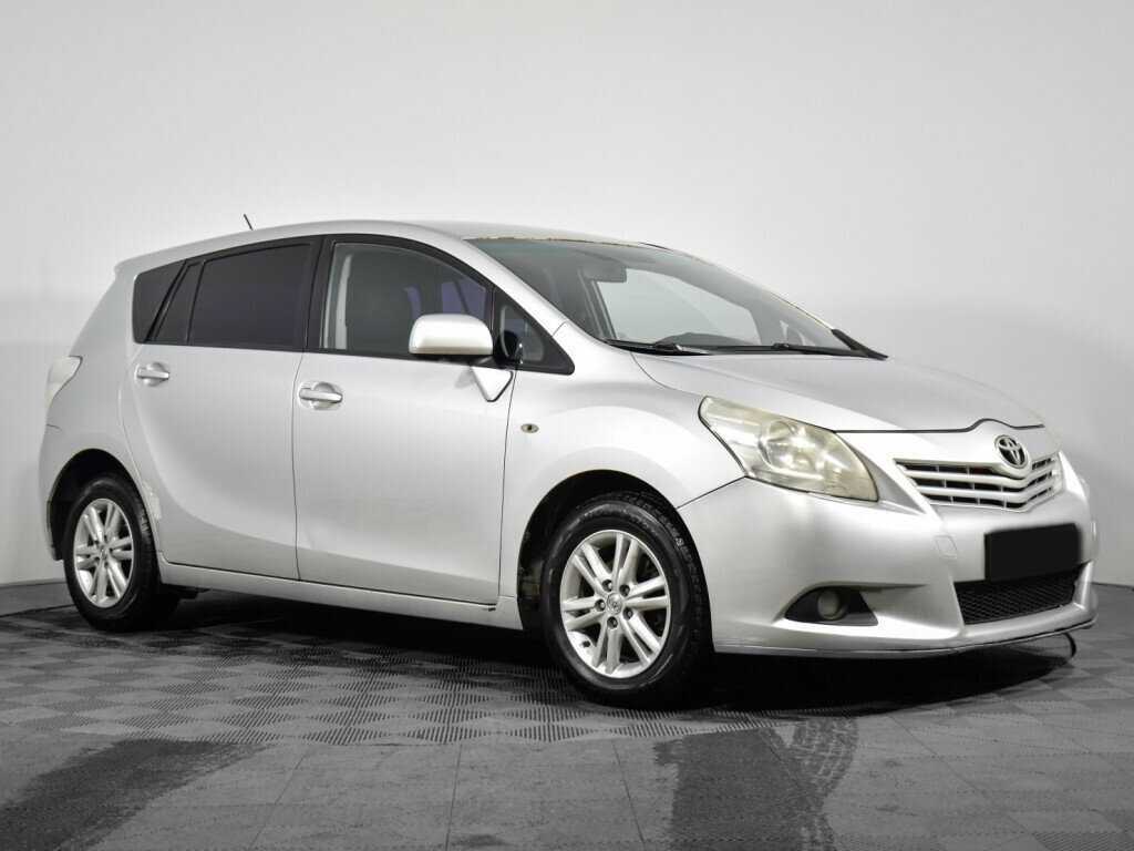 Купить Toyota Verso с пробегом. Фото: #2