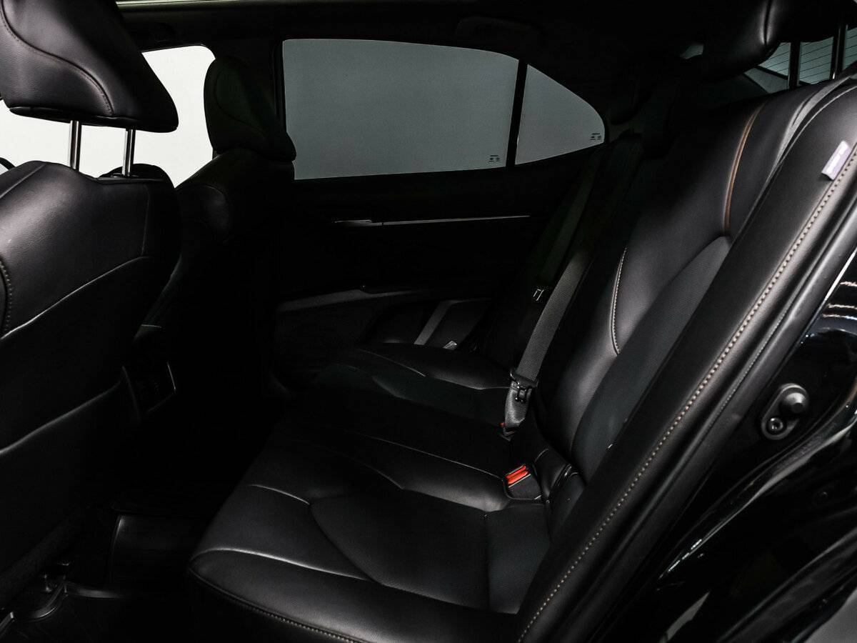 Купить Toyota Camry с пробегом. Фото: #12