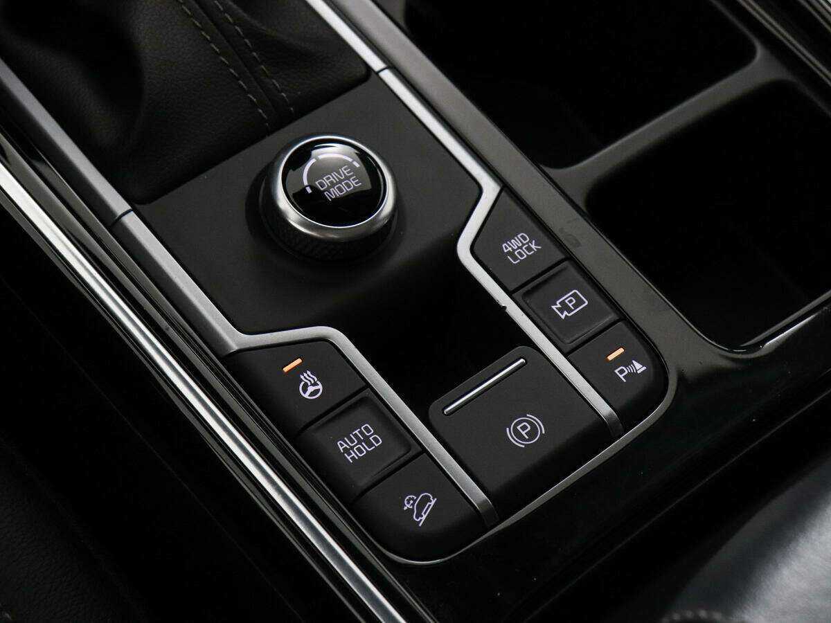 Купить Kia Sorento с пробегом. Фото: #18