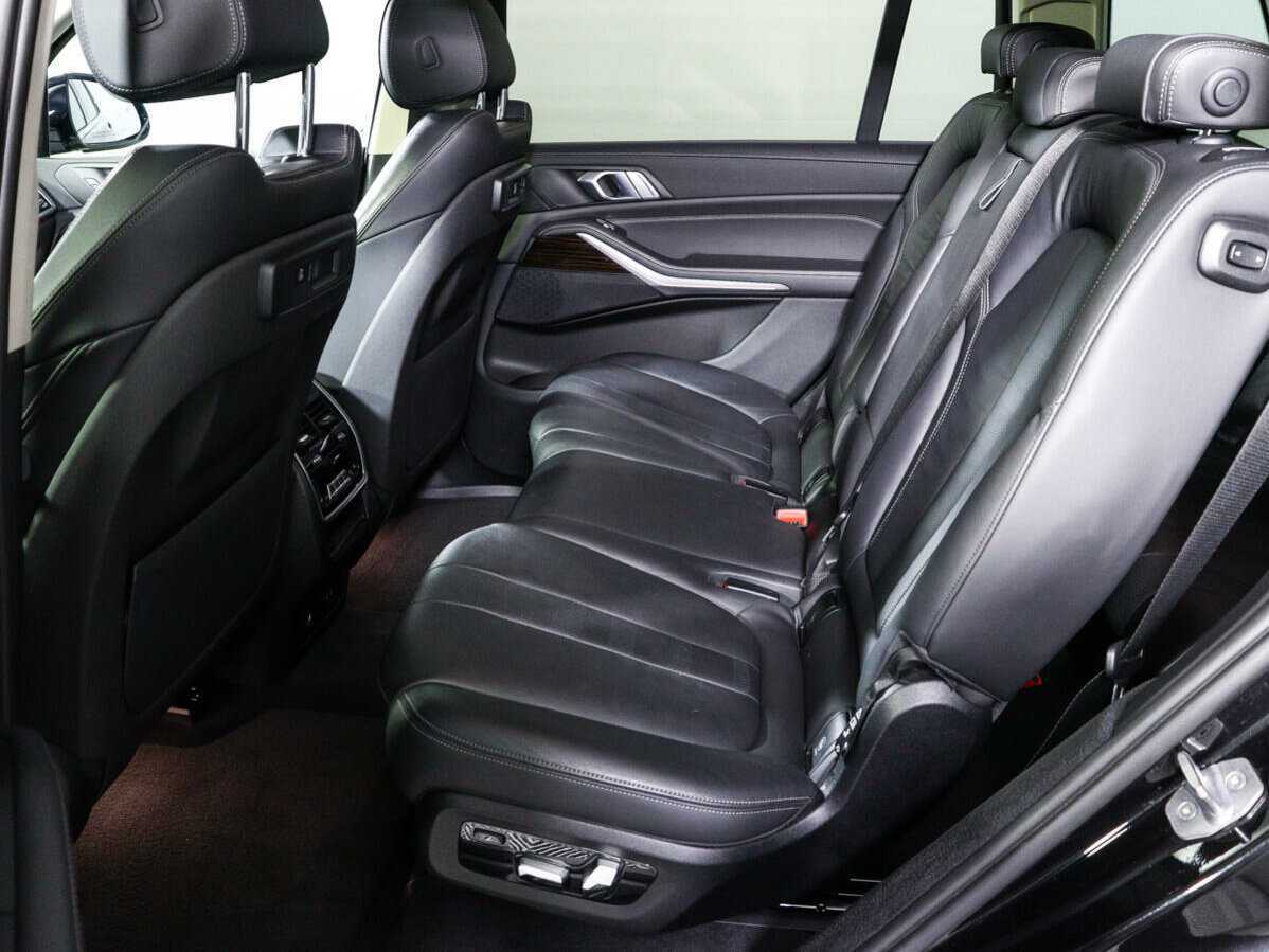 Купить BMW X7 с пробегом. Фото: #9