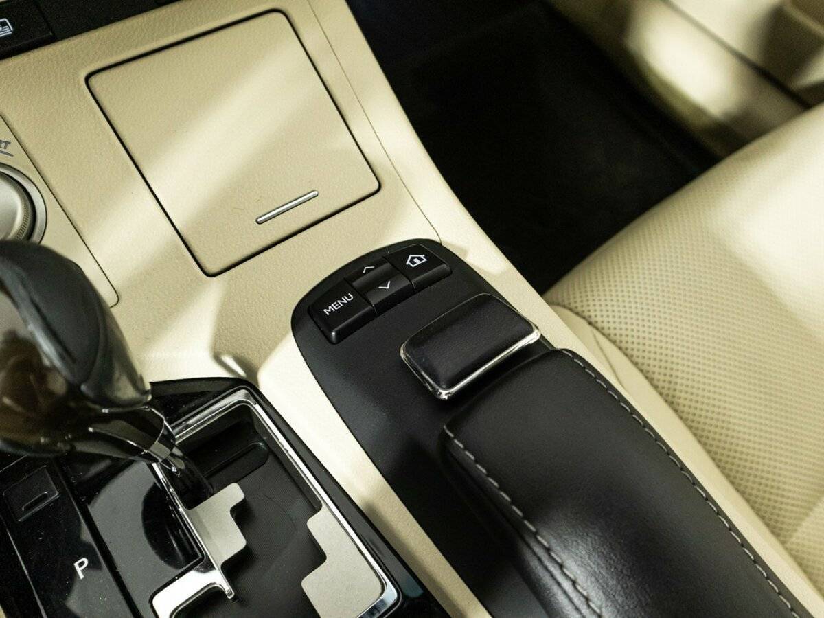 Купить Lexus ES с пробегом. Фото: #19