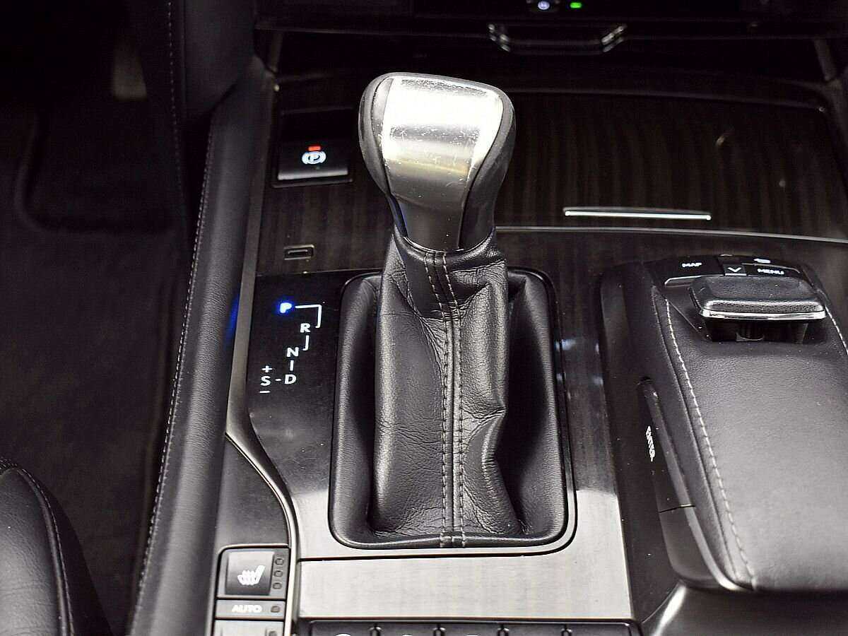 Купить Lexus LX с пробегом. Фото: #17