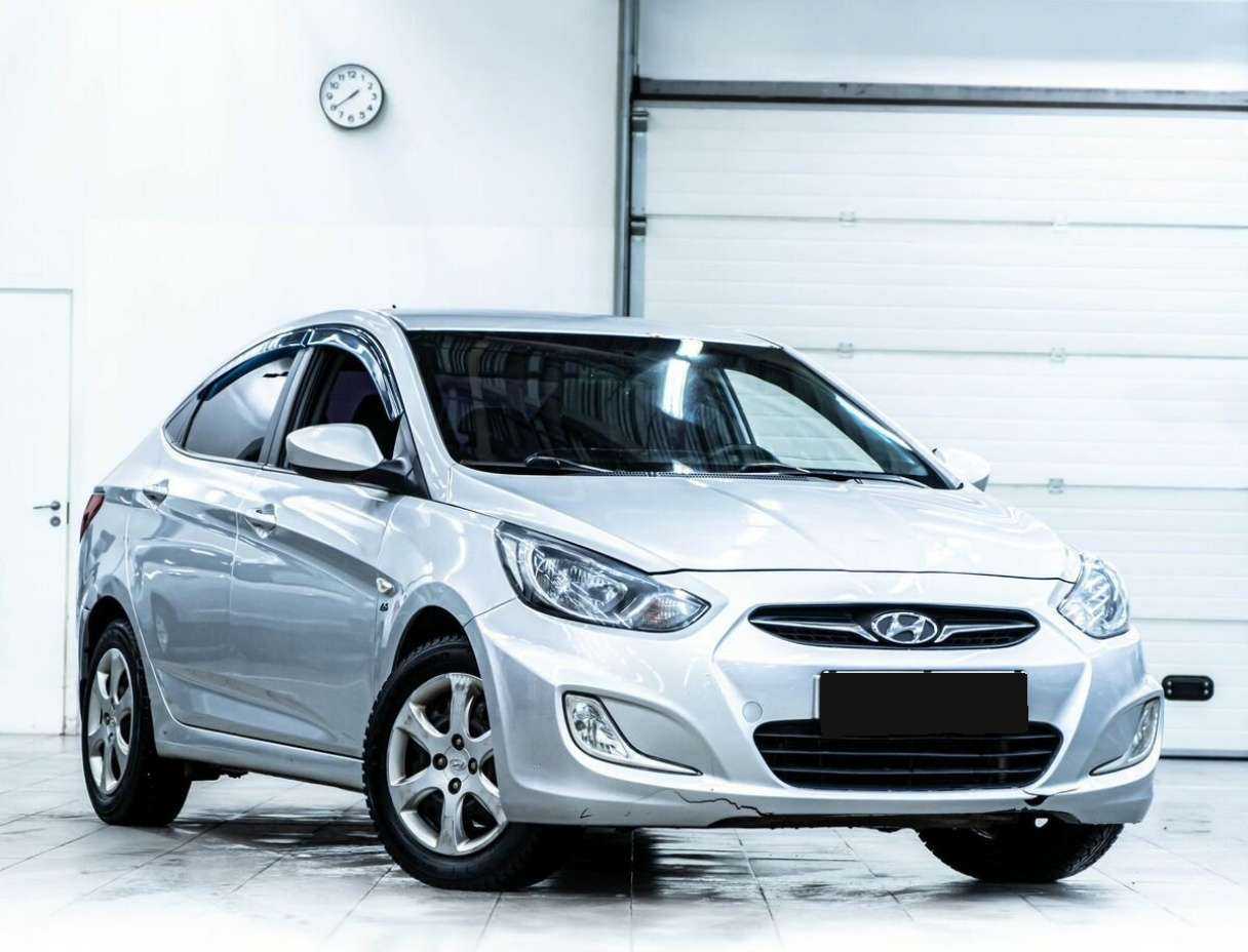 Купить Hyundai Solaris с пробегом. Фото: #0